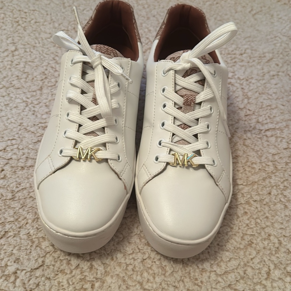 Michael Kors Sneakers - Picture 4 of 4